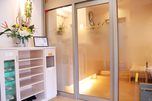 �G���g�����X